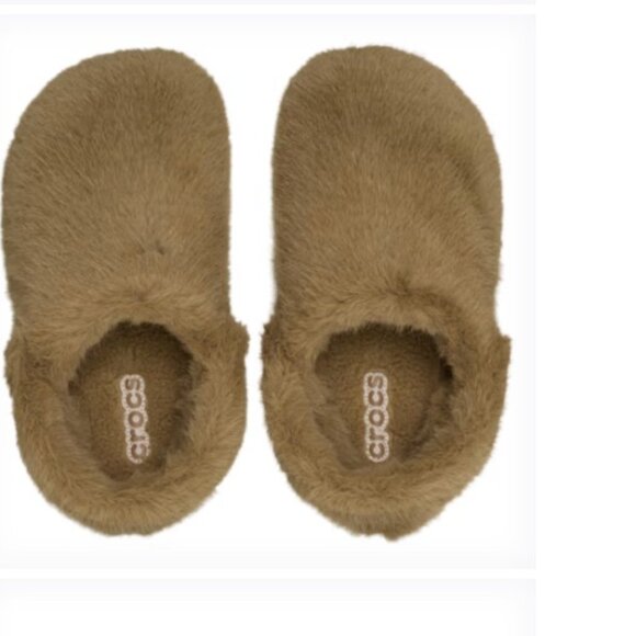 NWT Classic Cozzzy Luxe Slipper, Size 8 - Picture 2 of 6